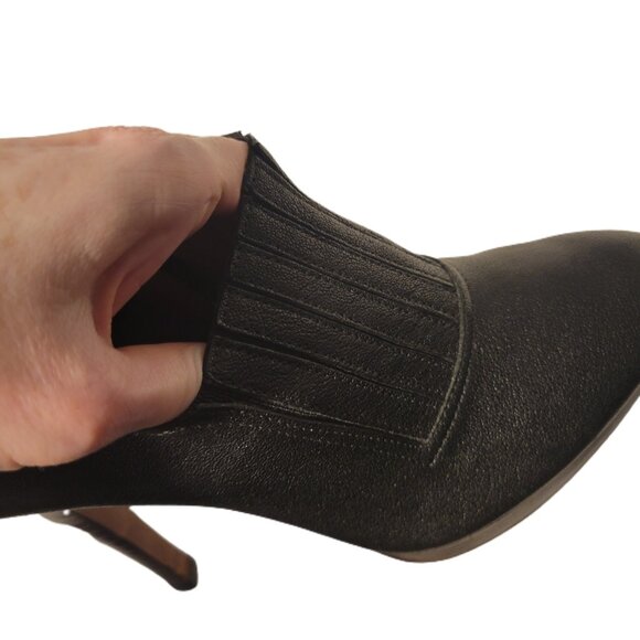 High Heel Leather Ankle Booties BCBG MaxAzria Catilda Size 9 Stilettos Dark Brow - Picture 12 of 14